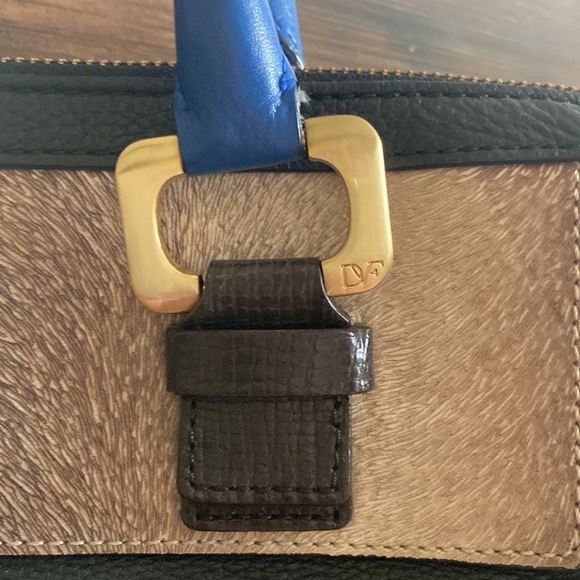DVF Handbag - Picture 2 of 7